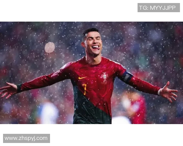 C罗对阵狼堡精彩集锦回顾展现传奇球员的巅峰时刻 C罗对阵狼堡精彩集锦回顾展现传奇球员的巅峰时刻