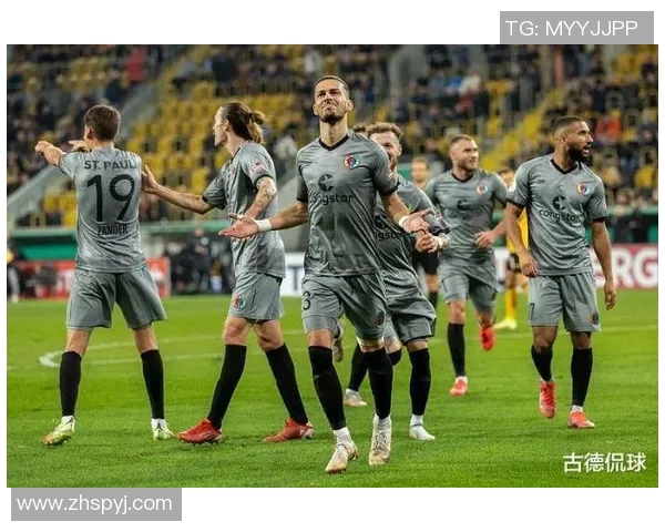 圣保利迎战汉诺威96争夺德乙赛场关键三分之战 圣保利迎战汉诺威96争夺德乙赛场关键三分之战